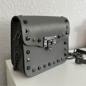 Leather studded Gray crossbody bag made in Italy with removable chain